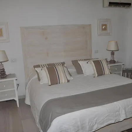 Luxury By Varental Villa *