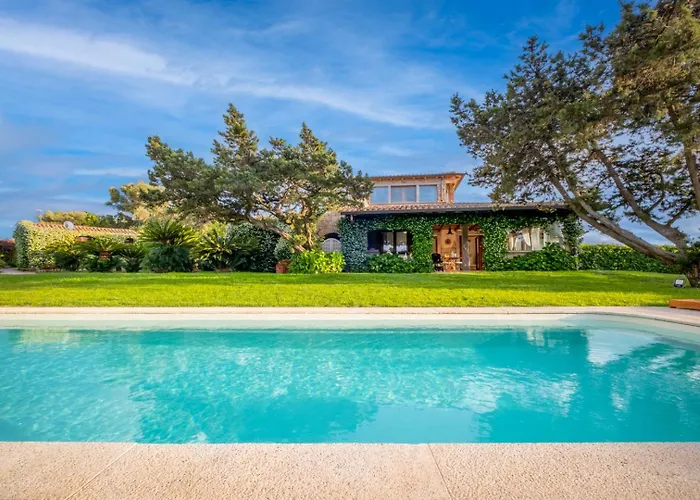 Luxury With Private Pool By Varental